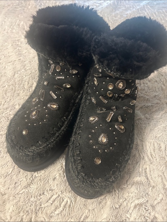 Mou Shoes - MOU Black Embellished Faux Fur Lined Boots